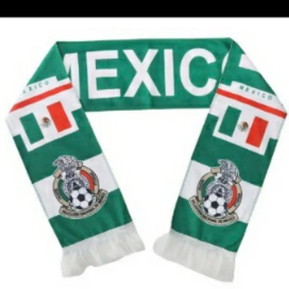 ⚽⚽Teams Scarves (Football ⚽/ Soccer) - Picture 4 of 7